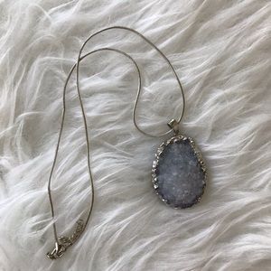 *LAST CHANCE (going off app soon) MAKE AN OFFER* Large Stone Necklace